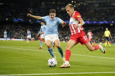 POKAZAO DA SE NE BOJI AŽDAJA: Lučić pre dve godine debitovao za IMT, a sada na Etihadu pravio LOM!