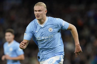 HALAND "RAZAPET NA KRST"! Mediji BRUTALNO surovi prema Norvežaninu, ali nije JEDINI! Evo ko je uz Alvareza POBRAO lovorike kod "građana"!