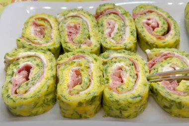 SLANI ROLAT OD TIKVICA SA TRI KAŠIKE BRAŠNA: Preukusno jelo za samo 300 dinara, ne zna se da li je boljeg izgleda ili ukusa!