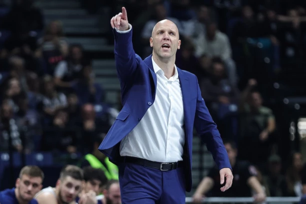 MOŽEMO SA SVAKIM DA SE MERIMO: Žakelj sija od sreće nakon što je srušio Obradovića i Partizan u velikom finalu!