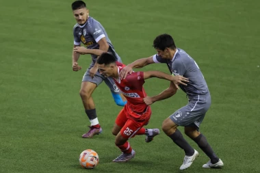 RADNIČKI PAO SA KROVA: Kragujevčani zakucani za dno tabele Superlige!