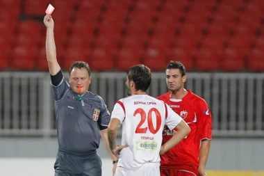 NAKON VIŠE OD JEDNE DECENIJE: Iskusni fudbaler ponovo u klubu svoje mladosti - zajedno će ispisati nove stranice istorije! (FOTO GALERIJA)