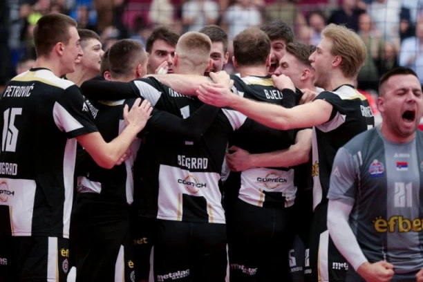 PARTIZAN U ČETVRTFINALU: Crno-beli demolirali rivala!