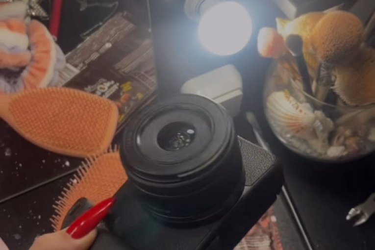 Uki Q Instagram pokradena