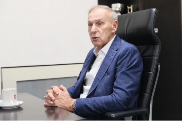 SEDAM TITULA JE PLOD KVALITETNOG RADA U KONTINUITETU: Dragan Džajić čestitao Crvenoj zvezdi na novom šampionskom peharu!