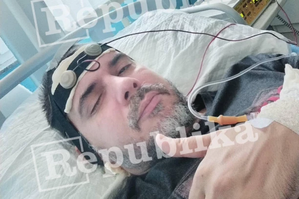 POVREĐEN BOJAN TOMOVIĆ, OSTAĆE MU TRAJNE POSLEDICE! Procurila uznemirujuća fotografija, pevaču unakaženo lice!