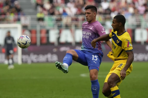 DRAGI LUKA, NA TEBE JE RED! Italijani izračunali: Jovićev šut ka golu KOŠTA 500.000 EVRA!