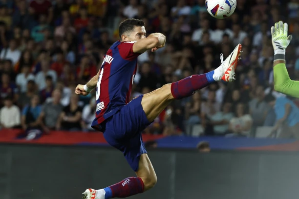 NAJOPASNIJI REZULTAT JE 2:0! Barsa u poslednjih 10 minuta ušla sa dva gola zaostatka, a onda - LUDNICA! (VIDEO)