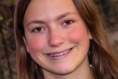 DEVOJČICA (14) SE UBILA PRED POLICAJCEM: Molio ju je da se vrati kući roditeljima, ali posle OVE NJENE REČENICE znao je da je kraj