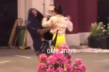 BIVŠA ROBIJAŠICA LUPA ŠAMARE PO ELITI: Teodori pukao film, udarcem izbila Crnogorcu sve što je imao u rukama! (VIDEO)