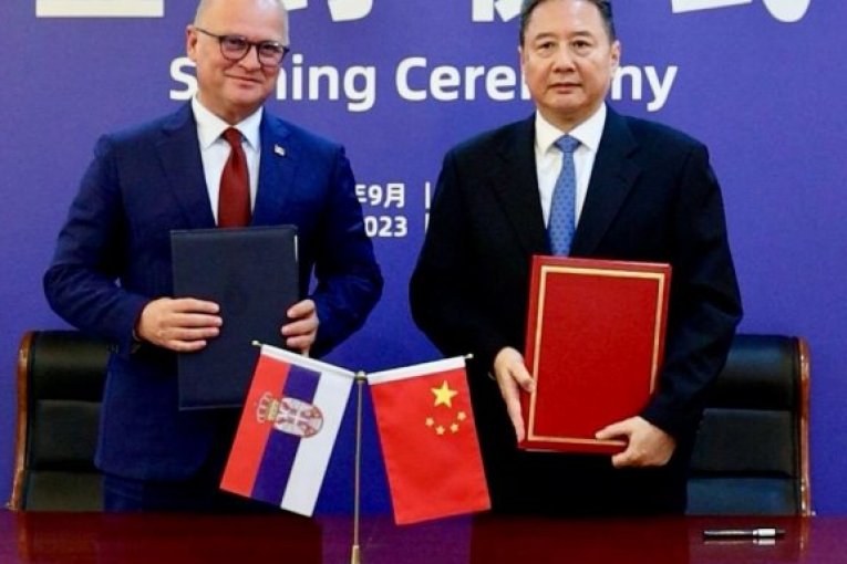 Vesić u Kini potpisao Sporazum o međusobom priznavanju ovlašćenja pomoraca! (FOTO)