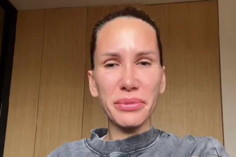 Nikolija Jovanović plače