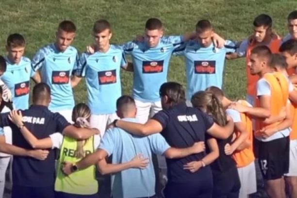 "BULKE" NE CVETAJU NA BANJICI: "Dečiji vrtić" odoleo lideru - slađi deo kolača ostaje na stadionu "Kralj Petar I"! (FOTO GALERIJA)