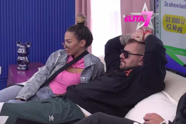 Janjuš i Aneli Elita