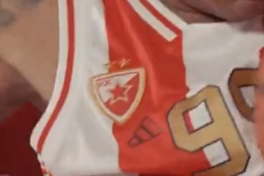 CRVENO-BELI ZAGOLICALI MAŠTU NAVIJAČIMA: Stigao NOVI DRES, podseća na opremu bratskog Olimpijakosa!