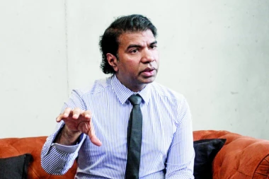 NAJPOZNATIJI AMERIČKI INFEKTOLOG! Komarci će nositi viruse i sejati smrt! ČITAJTE U SRPSKOM TELEGRAFU!