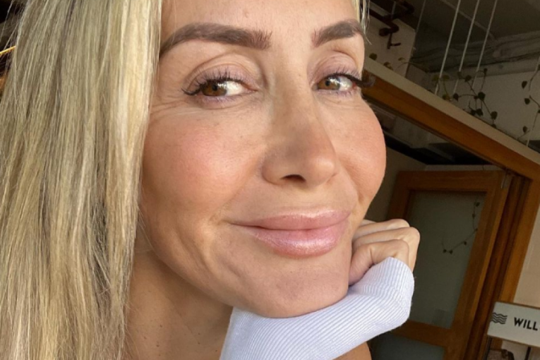 Amanda Gof voidteljka