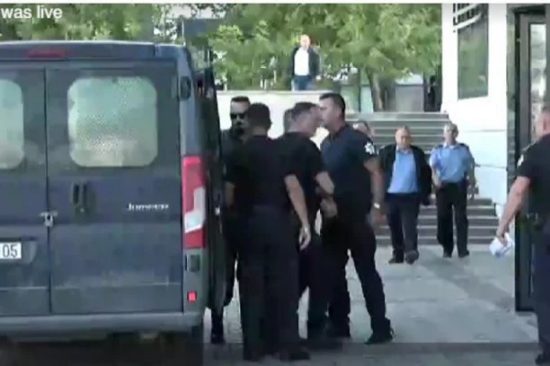 UHAPŠENIM SRBIMA U BANJSKOJ MESEC DANA PRITVORA! Oglasio se advokat: Očekujemo da ISTINA izađe na videlo!