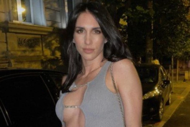 AU, KAKVE NOGE JELISAVETA IMA: Procurila šok fotka lepe glumice iz LIFTA, izaziva na BLUD u kratkom šortsu (FOTO)