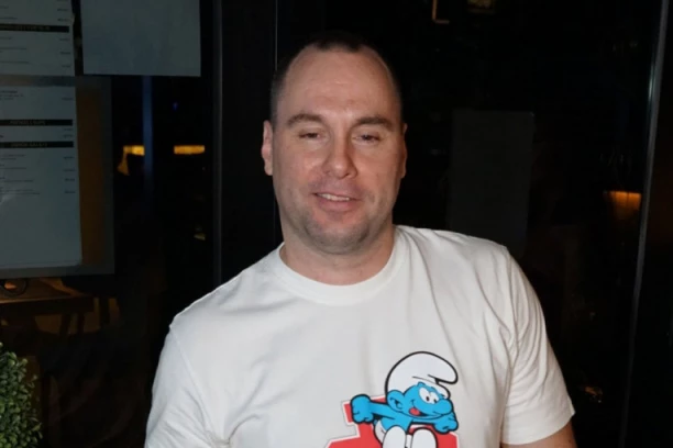 OBJAVLJENE NOVE INFORMACIJE O ZVEZDANU SLAVNIĆU: Procurili DOKAZI šta se dešava u porodičnom domu, Moka umešan u sve!