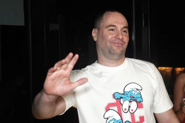 ZVEZDAN SLAVNIĆ STIŽE U PETAK, NAJAVLJENO SPEKTAKULARNO IZNENAĐENJE: Niste spremni za ono što sledi!