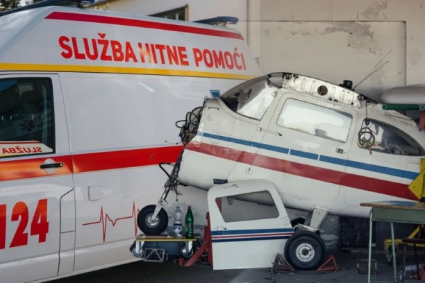 IMA NASTRADALIH! Pala letelica kod Bihaća!