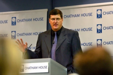 ZELENSKOM SU DANI ODBROJANI! Bivši američki obaveštajac poslao jasnu poruku predsedniku Ukrajine: Savetujem mu da podnese ostavku za dobrobit njegove žene i dece