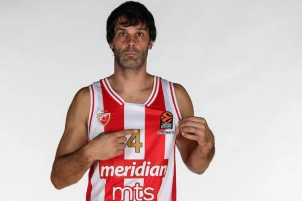 MILOŠ TEODOSIĆ ISKREN: "Želim TROFEJ sa klubom ZA KOJI NAVIJAM! NIŠTA ne bih PROMENIO u karijeri!"