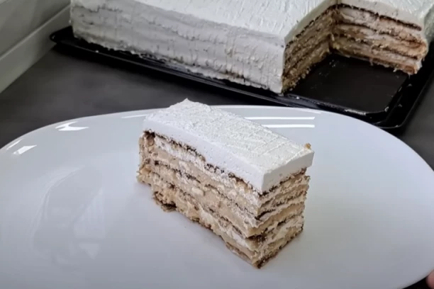 ŠEHEREZADA TORTA SA TURSKIM KEKSOM: Poslastica za koju NE SMETE ostati uskraćeni, ukus budi sva čula! (FOTO)