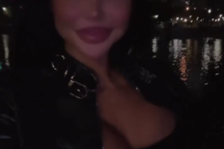 Maja Marinković plovi na Seni