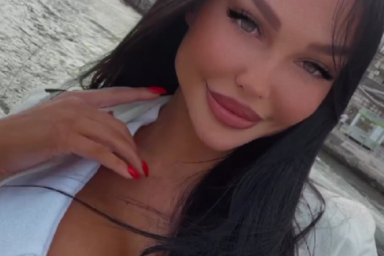 Maja Marinković plovi na Seni