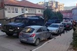 SNAŽNA DETONACIJA KOD KOSOVSKE MITROVICE: U selu Kičić u eksploziji plinske boce povređeno 14 ljudi