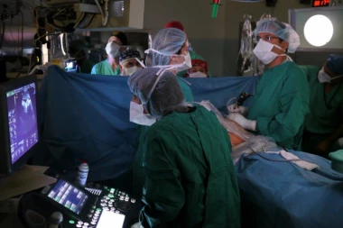 STRAVA NA PREGLEDU: Došao zbog bolova u stomaku, a onda je doktorima PRIPALA MUKA kad su ga poslali na snimanje! OVO NIKAD NIJE VIĐENO