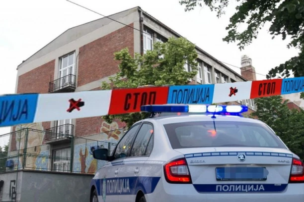 DVA DEČAKA I DEVOJČICA USRED SKANDALA U SURDULICI! Oglasili se iz Tužilaštva i policije o užasu u školi - snimak oralnog zadovoljavanja izazvao ŠOK