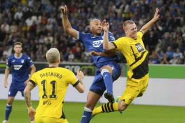 "MILIONERI" PRETE ŠAMPIONU! Hofenhajmu nije POMOGAO ni penal i igrač više! (VIDEO)