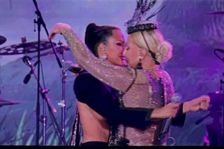 Aleksandra Prijović koncert Lepa Brena