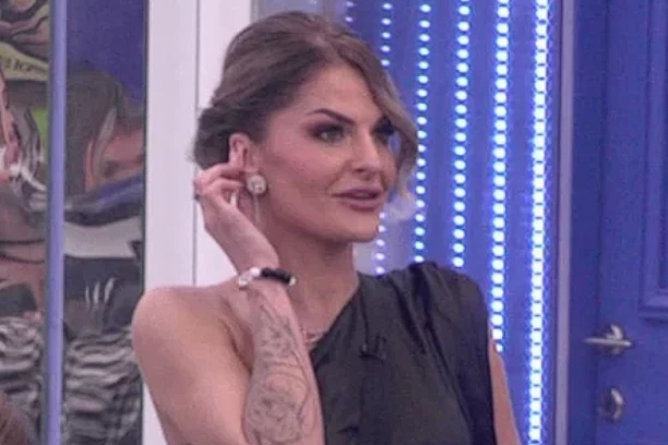 STIGLA PAPRENA KAZNA U ELITU: Hitna odluka Velikog šefa, nova učesnica prekršila najstrože pravilo!