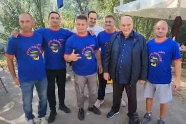 SAMO NAS OČUVANJE SRPSKE TRADICIJE I KULTURE SPAŠAVA: Palma obišao Gulašijadu u Kočinom Selu (VIDEO)