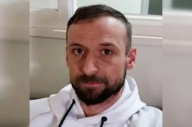 "APELUJEMO NA SVAKOG KO GA VIDI" Osuđeni silovatelj pobegao iz zatvora - policija podigla sve na noge i izdala HITNO upozorenje (FOTO)