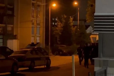 UBIJEN MUŠKARAC U PUCNJAVI U STANU! Ubica uhapšen dok je bežao preko terase! (VIDEO)