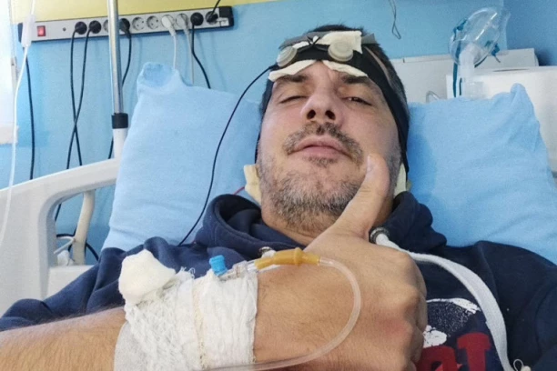 "JEDINI SAM PACIJENT, KOJI JE PLAKAO ŠTO IZLAZI IZ LUDNICE!" Bojan Tomović tužan napustio psihijatrijsku bolnicu, plaši se onoga što ga ČEKA!