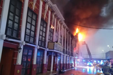 ''MAMA, VOLIM TE, UMREĆEMO!'' Devojka koja je nestala tokom požara u klubu u Španiji poslala roditeljima srceparajuću poruku, ovo je bio poslednji put da su čuli njen glas! (VIDEO)