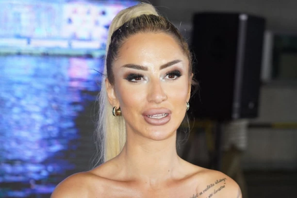 ALEKSANDRA NIKOLIĆ POKUŠALA DA UBIJE OCA: Makazama NASRNULA na njega, izbio JEZIV skandal u porodičnoj kući!