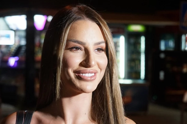 RADOST U DOMU ALEKSANDRE NIKOLIĆ: Svi joj ČESTITAJU, sprema se veliko slavlje! (FOTO)