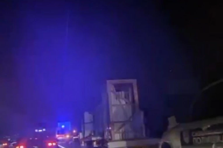 LANČANI SUDAR NA AUTO-PUTU KOD IKEE! Hitna na licu mesta, STVARAJU SE ZASTOJI!