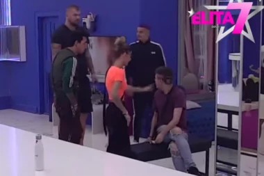 JANJUŠ POTPUNO UNAKAZIO UROŠA! Krkljanac u Eliti, svi se hvataju za glave! (FOTO)