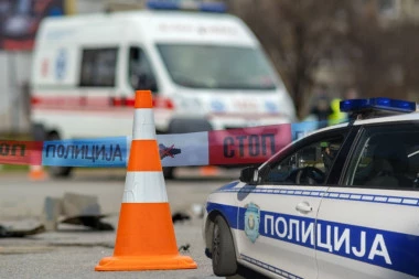 PREVOZIO 15 MIGRANATA PA SLETEO U SMRT: Vozač BMW-a takođe povređen u stravičnoj nesreći kod Bujanovca