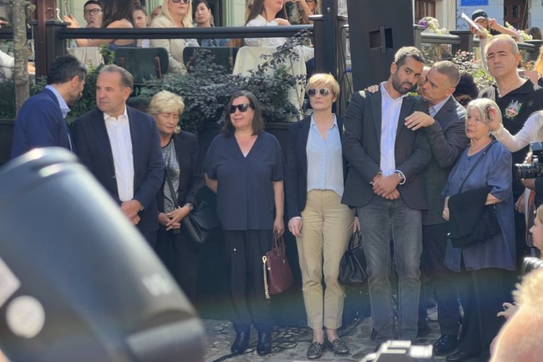 Gordana Zdravković sa ćekama