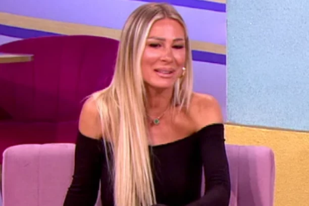 JEZIVA ŽIVOTNA PRIČA VESNE ĐOGANI LEDI KRV U ŽILAMA: "Majka je plakala i tražla način da me vrati, za mene je to bilo traumatično"!