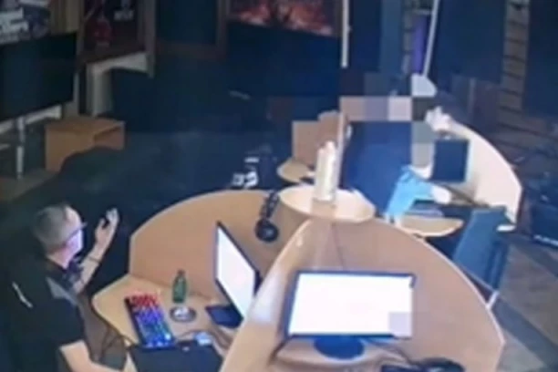 UZNEMIRUJUĆE! PAZARAC ULETEO U KLUB, PA NOŽEM NASRNUO NA NEDUŽNOG MLADIĆA: Sumnja se da je osumnjičeni izvršio i DRUGI ZLOČIN!